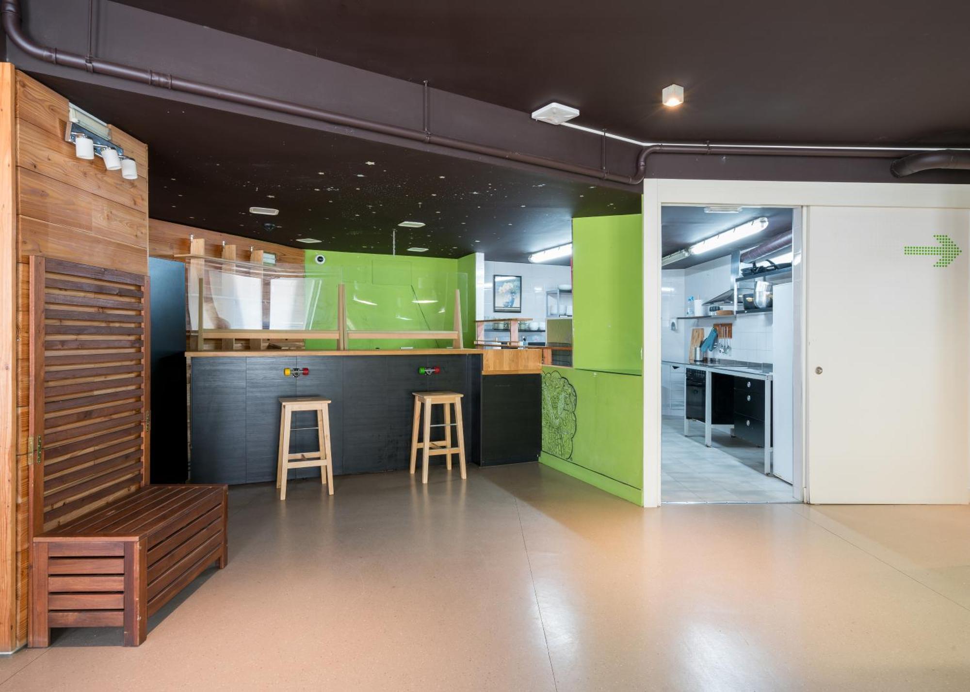 Ganbara Hostel - Self Check In Bilbao Ngoại thất bức ảnh